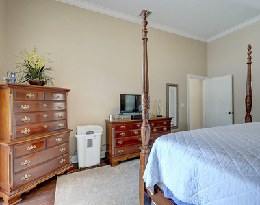 10207 Allamanda Boulevard - Photo Thumbnail 24