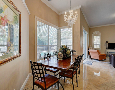 10207 Allamanda Boulevard - Photo Thumbnail 21