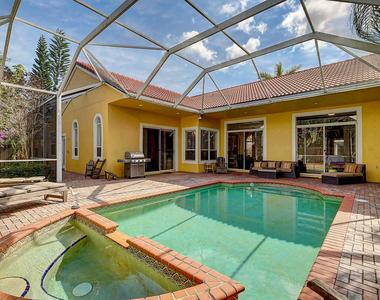 10207 Allamanda Boulevard - Photo Thumbnail 39