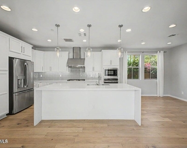 1941 S Wallrade Lane - Photo Thumbnail 8