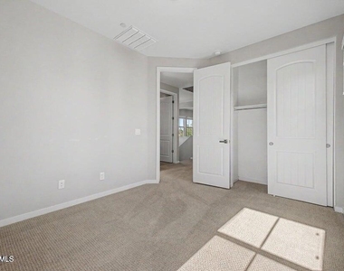 1941 S Wallrade Lane - Photo Thumbnail 22