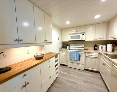 101 Briny Avenue - Photo Thumbnail 8