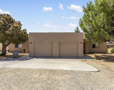 7131 E Thrush Lane - Photo Thumbnail 1