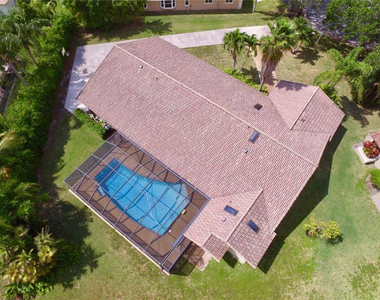 197 Nw 113th Way - Photo Thumbnail 2