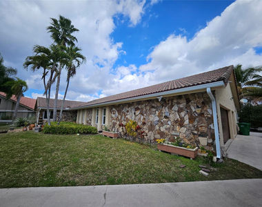197 Nw 113th Way - Photo Thumbnail 8