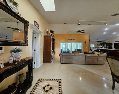 197 Nw 113th Way - Photo Thumbnail 11