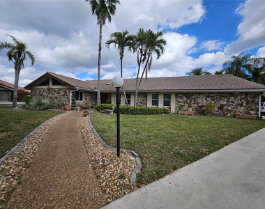 197 Nw 113th Way - Photo Thumbnail 6
