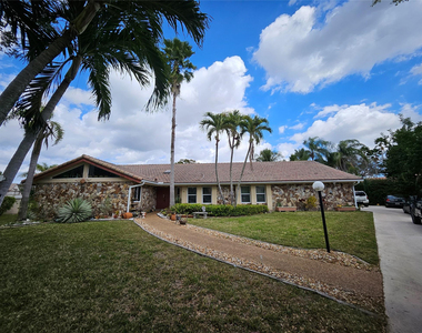 197 Nw 113th Way - Photo Thumbnail 4