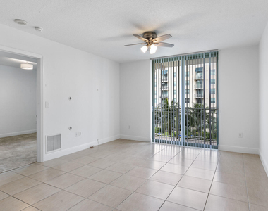 610 Clematis Street - Photo Thumbnail 11