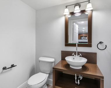 610 Clematis Street - Photo Thumbnail 5