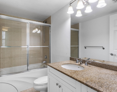 610 Clematis Street - Photo Thumbnail 15
