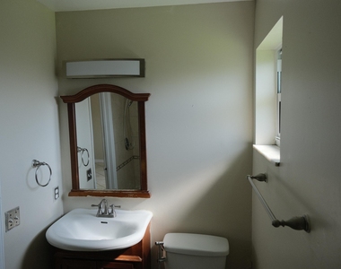 980 Woodland Avenue - Photo Thumbnail 11