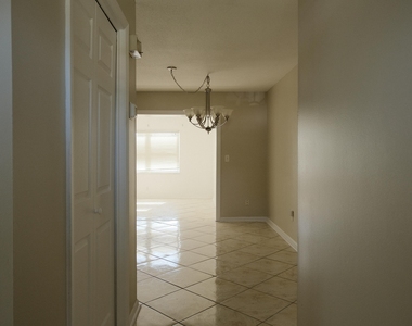 980 Woodland Avenue - Photo Thumbnail 1