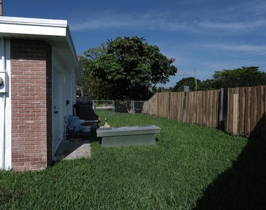 980 Woodland Avenue - Photo Thumbnail 21
