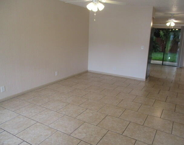 9077 E Highland Pines Drive - Photo Thumbnail 1
