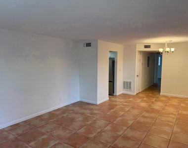 3370 Ne 16th Terrace - Photo Thumbnail 6