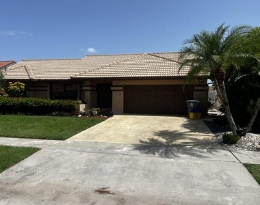 6063 Sunberry Circle - Photo Thumbnail 19