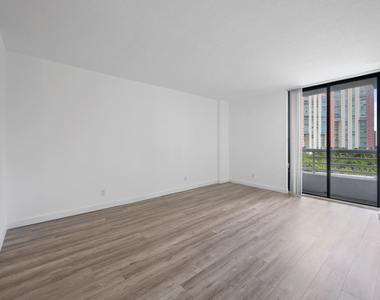 3300 Ne 192nd Street - Photo Thumbnail 7