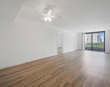 3300 Ne 192nd Street - Photo Thumbnail 19