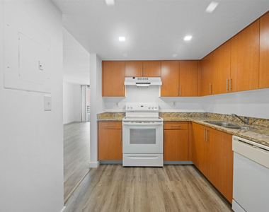 3300 Ne 192nd Street - Photo Thumbnail 13