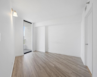 3300 Ne 192nd Street - Photo Thumbnail 12