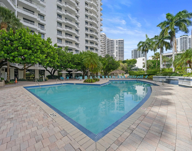 3300 Ne 192nd Street - Photo Thumbnail 23
