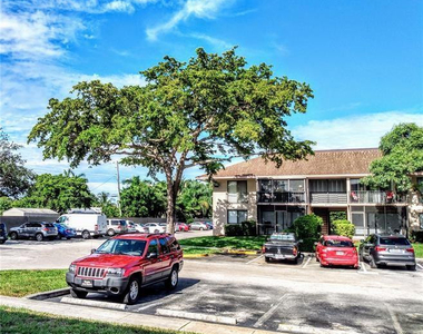 5825 Washington Street - Photo Thumbnail 15