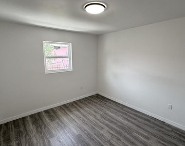 1063 Nw 108th Terrace - Photo Thumbnail 14