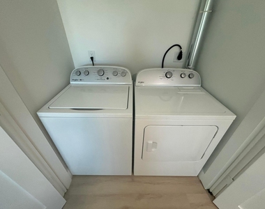 2149 Sibley Avenue - Photo Thumbnail 5
