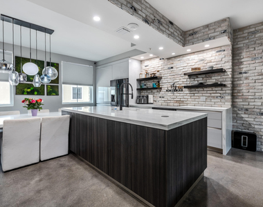 636 Fern Street - Photo Thumbnail 10