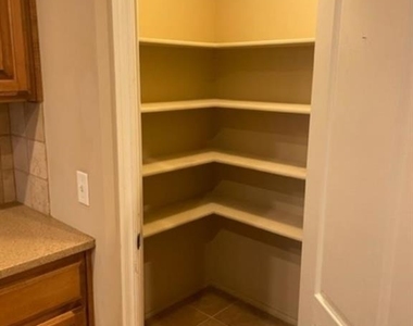 401 Durkee Road - Photo Thumbnail 11