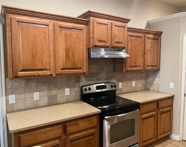 401 Durkee Road - Photo Thumbnail 9