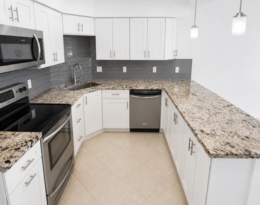 3700 E Galt Ocean Drive - Photo Thumbnail 13