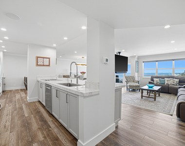 111 N Pompano Beach Boulevard - Photo Thumbnail 5