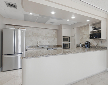 111 N Pompano Beach Boulevard - Photo Thumbnail 28