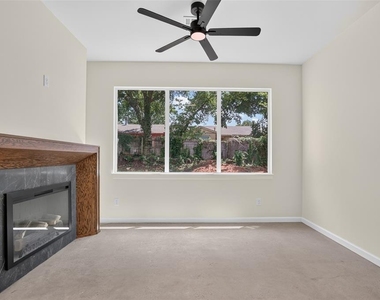 8756 Patriot Drive - Photo Thumbnail 13