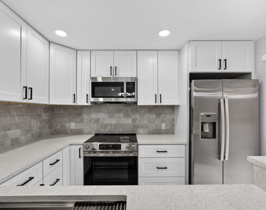 183 Charter Way - Photo Thumbnail 13