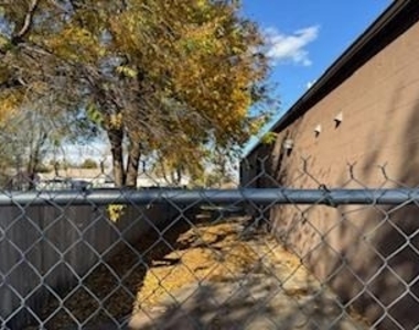 4823 S Western Avenue - Photo Thumbnail 4
