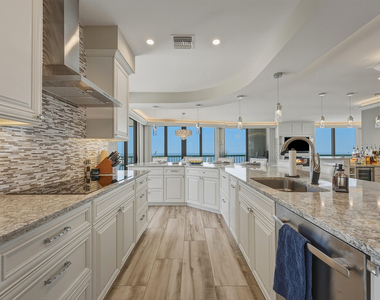9900 S Ocean Drive - Photo Thumbnail 22