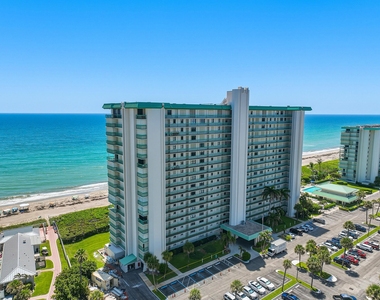 9900 S Ocean Drive - Photo Thumbnail 7