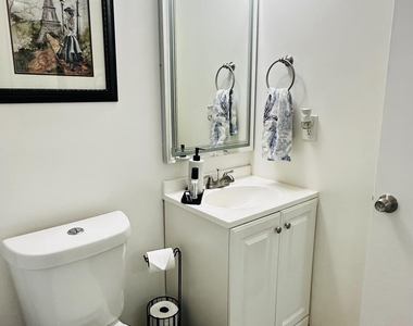 2105 Wharf Lane - Photo Thumbnail 8