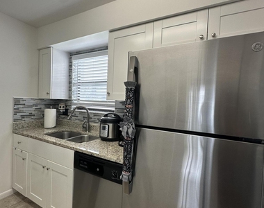 2105 Wharf Lane - Photo Thumbnail 6