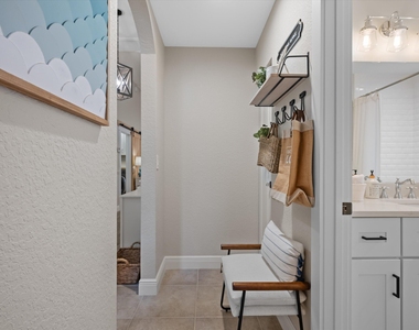 4221 Bluff Harbor Way - Photo Thumbnail 20