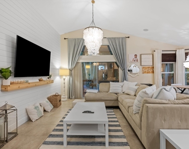 4221 Bluff Harbor Way - Photo Thumbnail 11