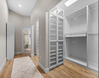 4221 Bluff Harbor Way - Photo Thumbnail 28
