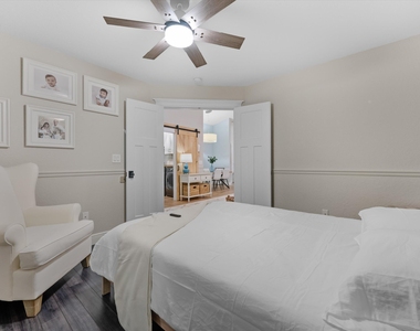 4221 Bluff Harbor Way - Photo Thumbnail 25