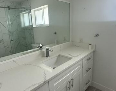 1730 Ne 56th Court - Photo Thumbnail 19