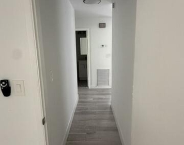 1730 Ne 56th Court - Photo Thumbnail 13
