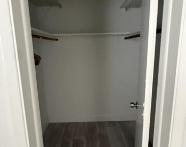 1730 Ne 56th Court - Photo Thumbnail 17