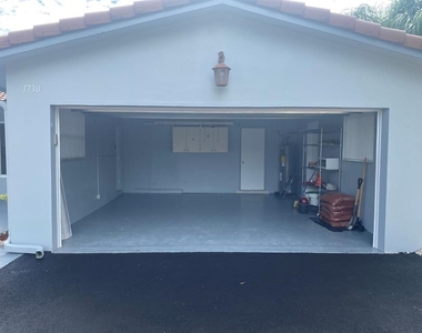 1730 Ne 56th Court - Photo Thumbnail 23